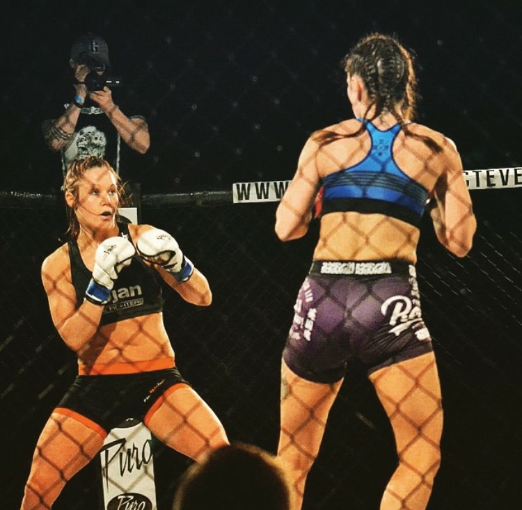 Lessons in Badassery - Polly Beauchamp: MMA Fighter